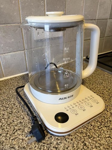 Aux glass corded electric - aux, 1.8l